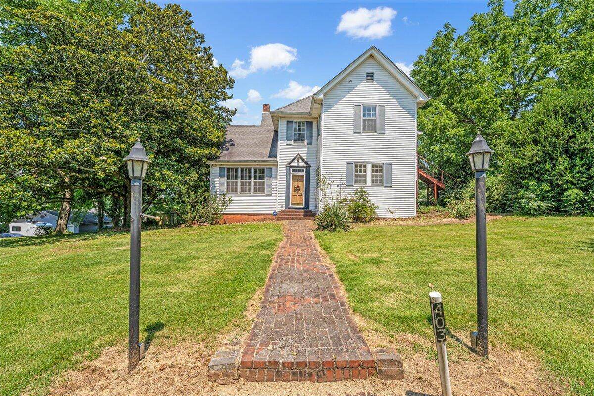 403 Hoffman Avenue - Photo 1