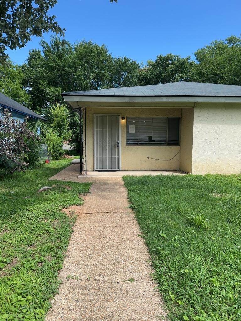 3602 Dorris Street - Photo 1