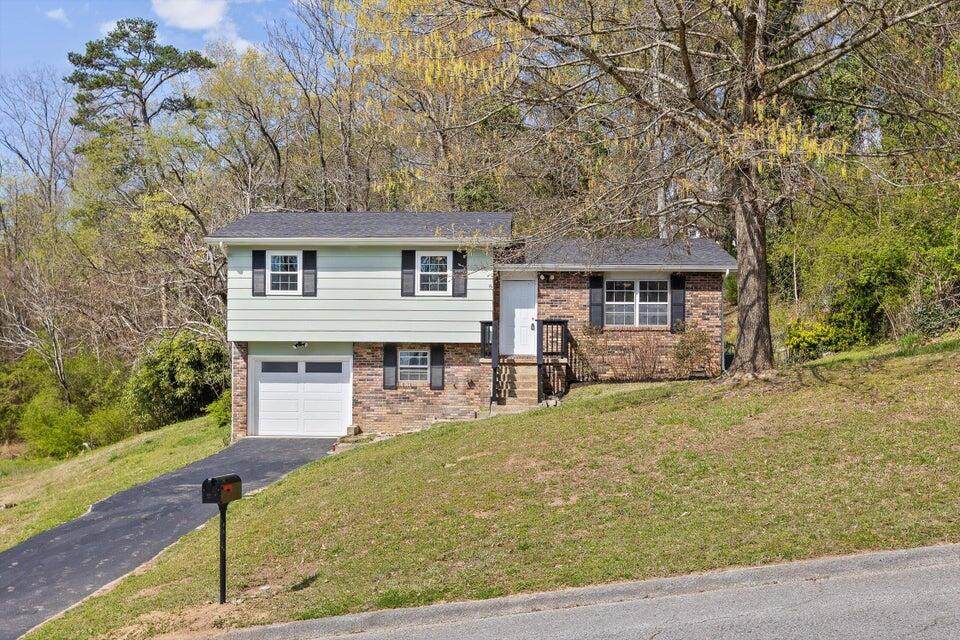 2320 Northbrier Lane - Photo 1