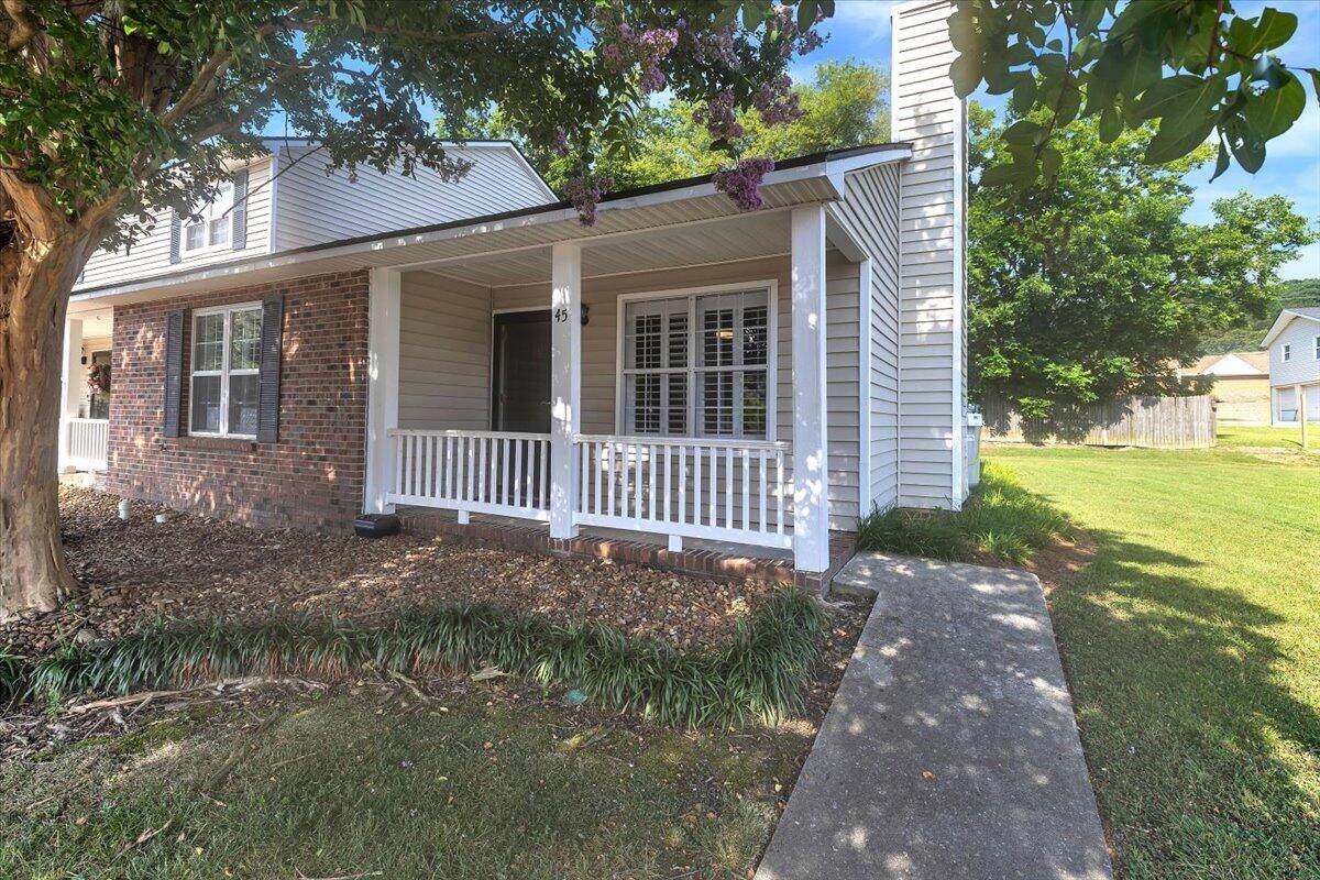 1410-# 45 Rosewood Circle - Photo 1