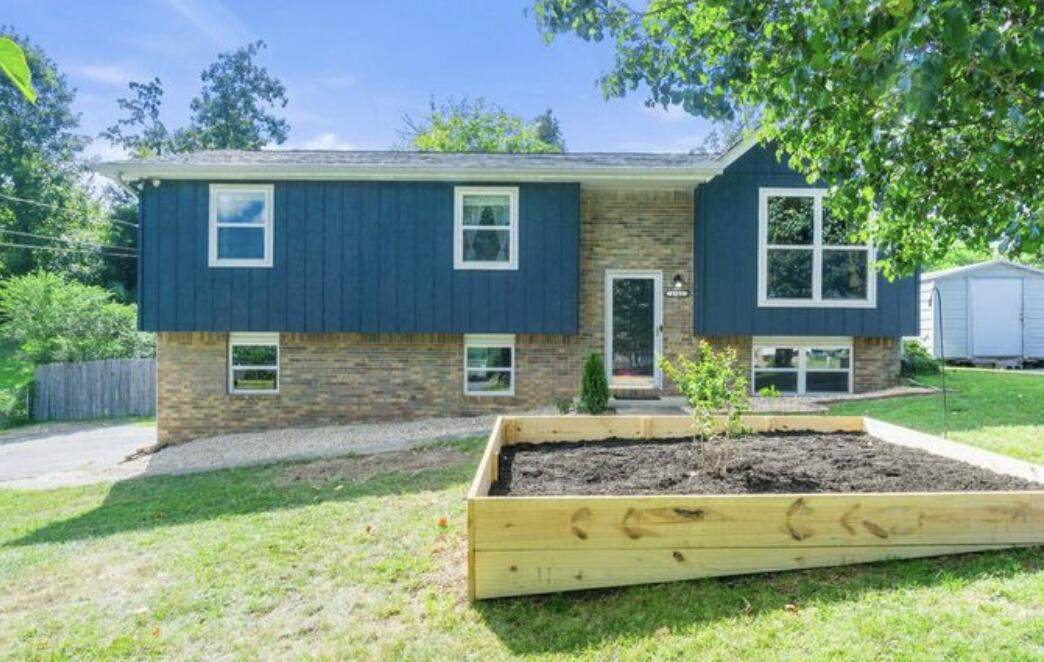 4101 Shady Oak Drive - Photo 1