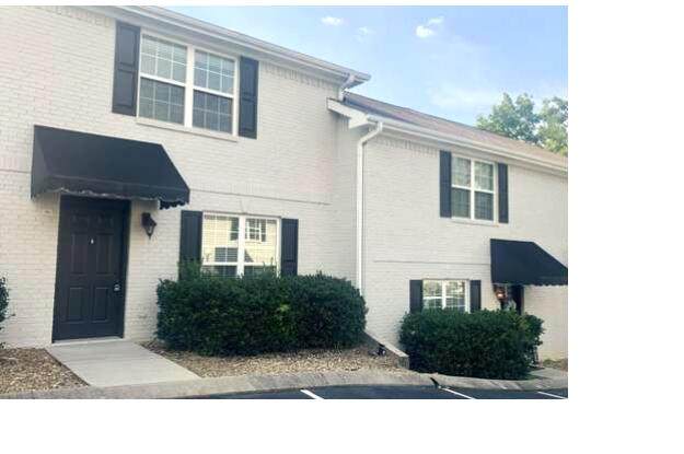 1109 Maple Tree Lane - Photo 1
