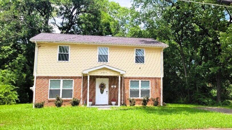 2311 14th Street - Photo 1