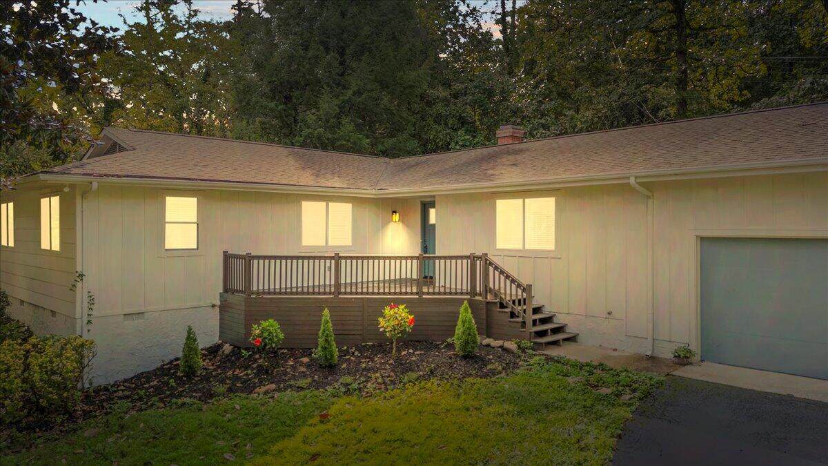 950 Altamont Road - Photo 1