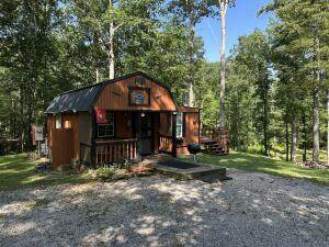 365-4 Green Drive - Photo 1