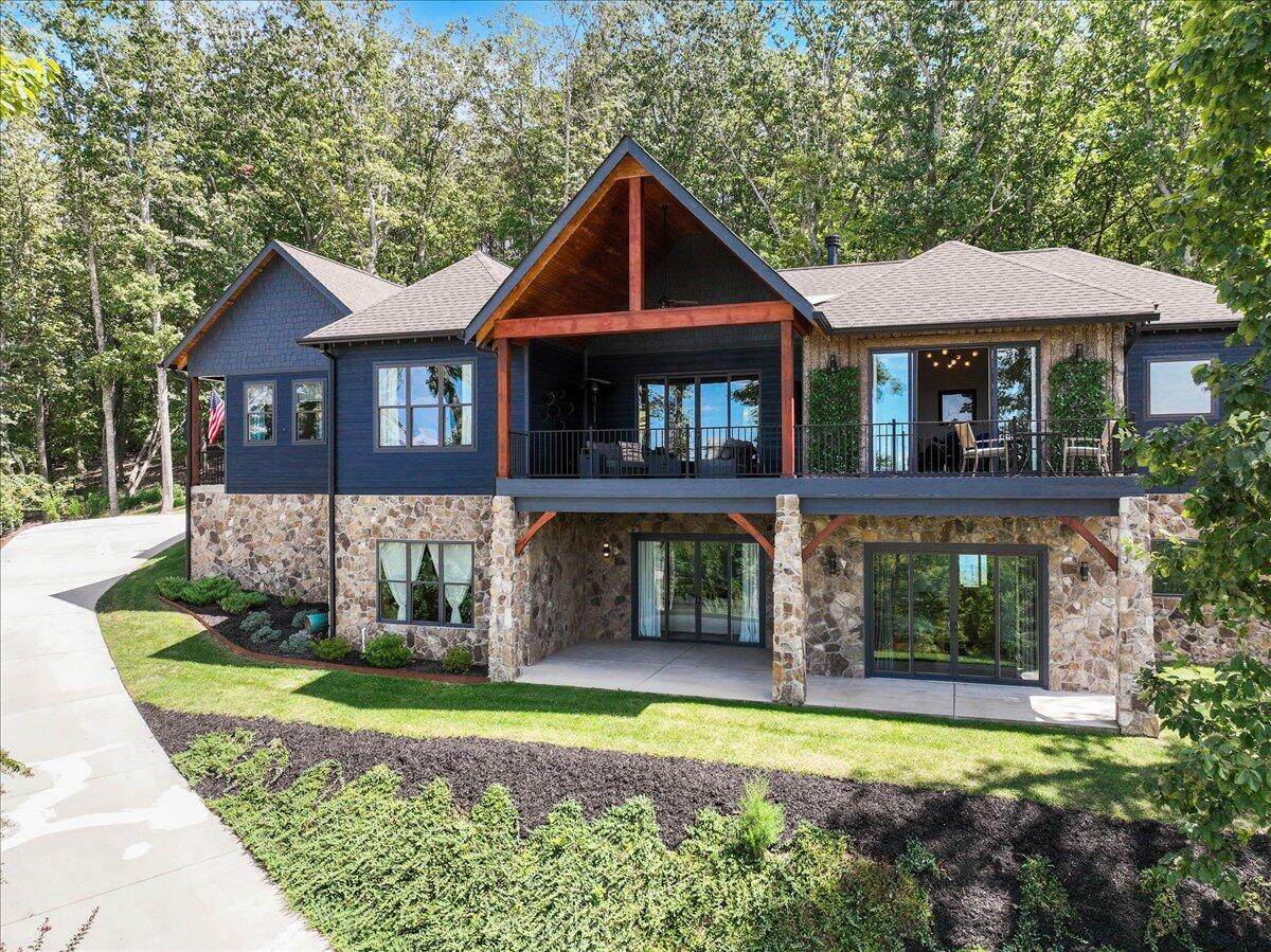 9934 Caseview Drive - Photo 1