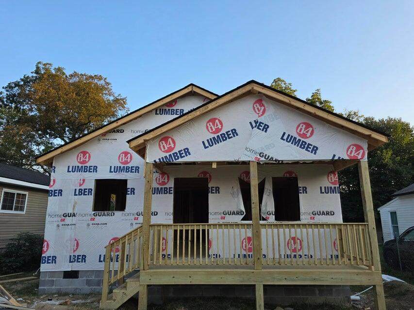 1604 46th St Place - Photo 1