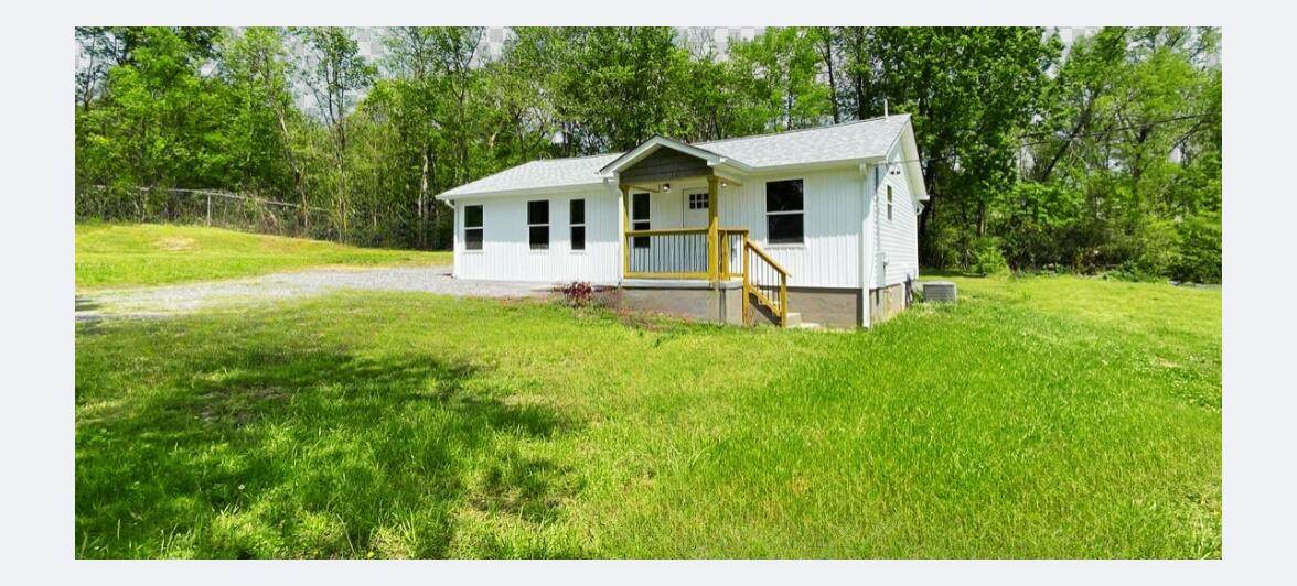 3329 Center Street - Photo 1