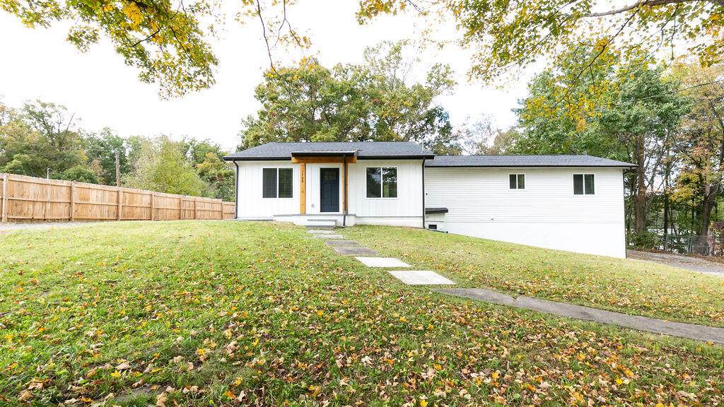 1700 Forest Ridge Circle - Photo 1