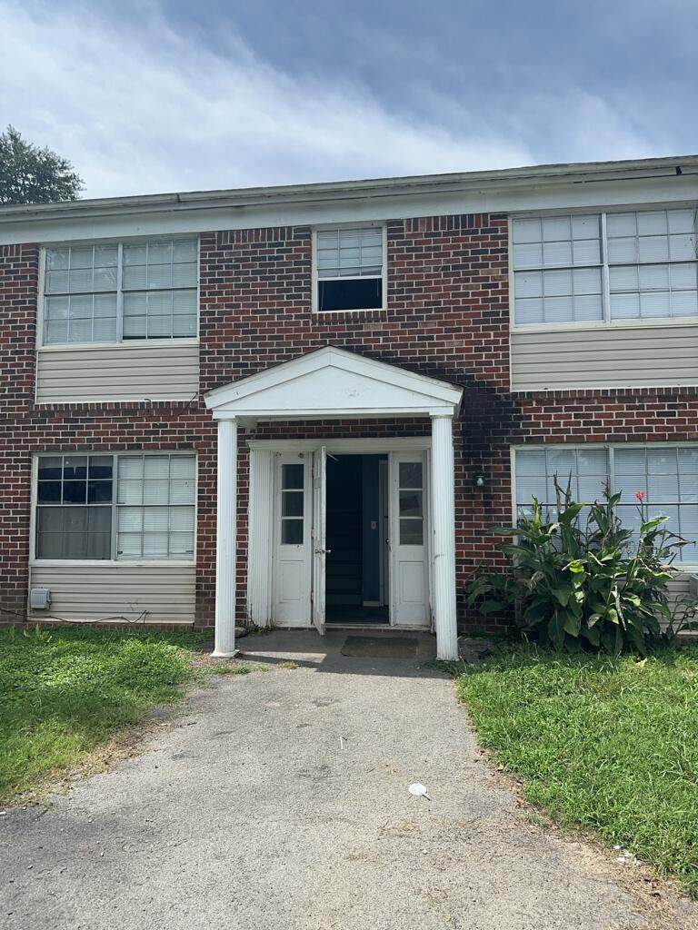 411-3 Elm Avenue - Photo 1