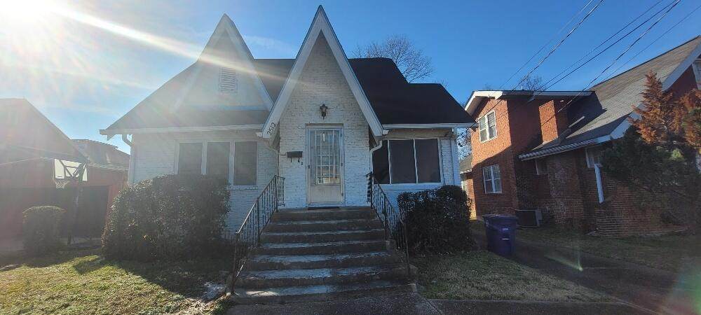 2512 04th Street - Photo 1