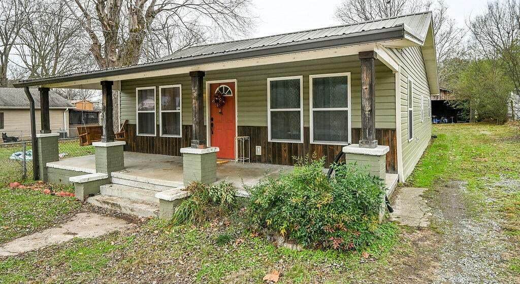 156 Co Rd 903 - Photo 1