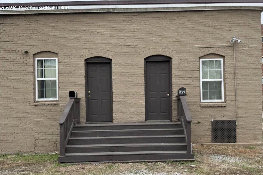 1921-3 Emerson Drive - Photo 1