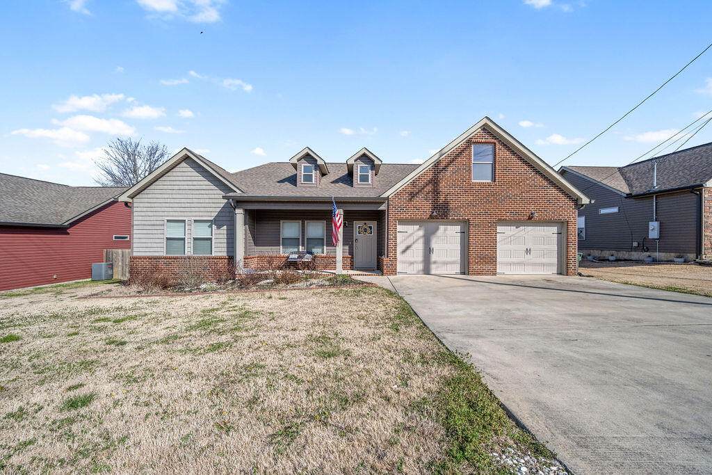 https://bt-photos.global.ssl.fastly.net/chattanooga/orig_boomver_1_1529283-2.jpg