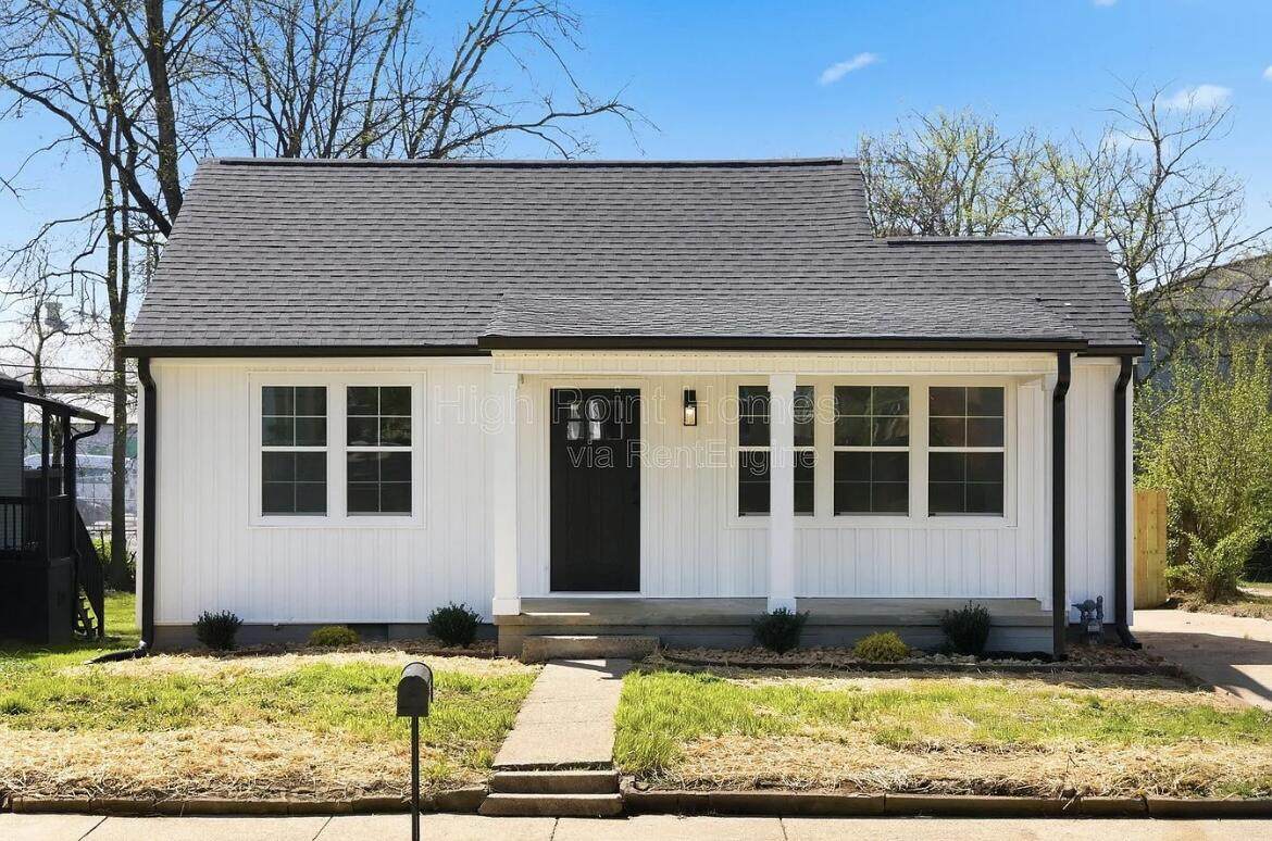 2406 Kirby Avenue - Photo 1