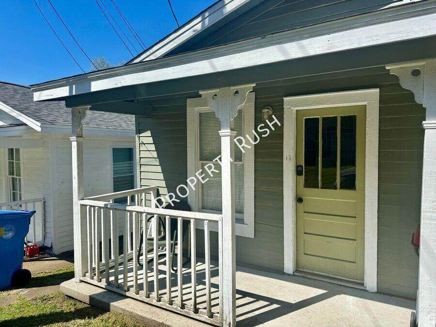 https://bt-photos.global.ssl.fastly.net/chattanooga/orig_boomver_1_1531297-2.jpg