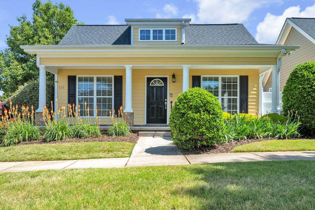 610 Callaway Court - Photo 1