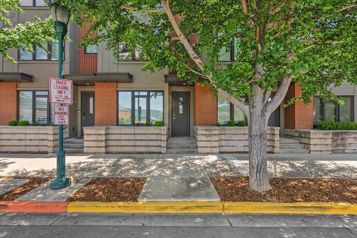129-Unit 125 Walnut Street - Photo 1