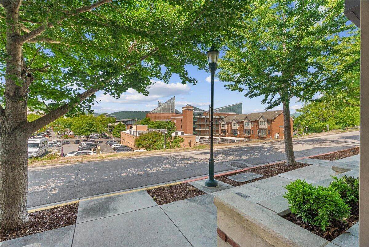 https://bt-photos.global.ssl.fastly.net/chattanooga/orig_boomver_1_1534248-2.jpg