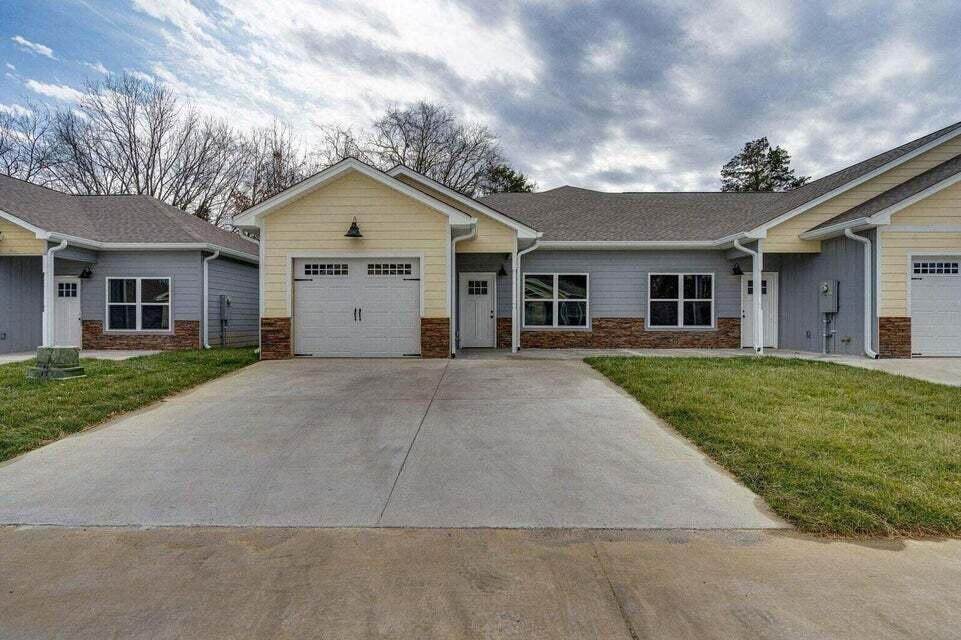 4470-#502 Keith Street - Photo 1