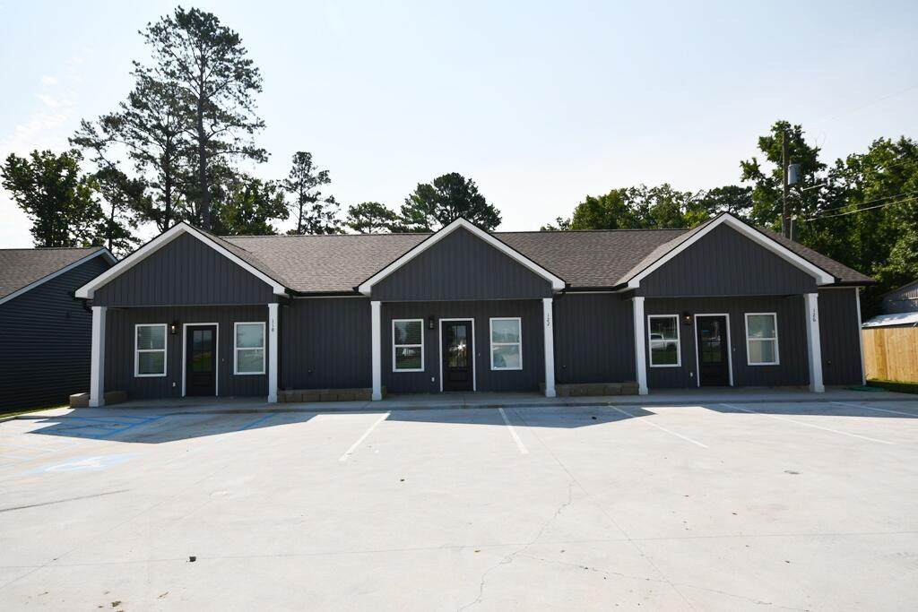 916-122 Airport Road - Photo 1