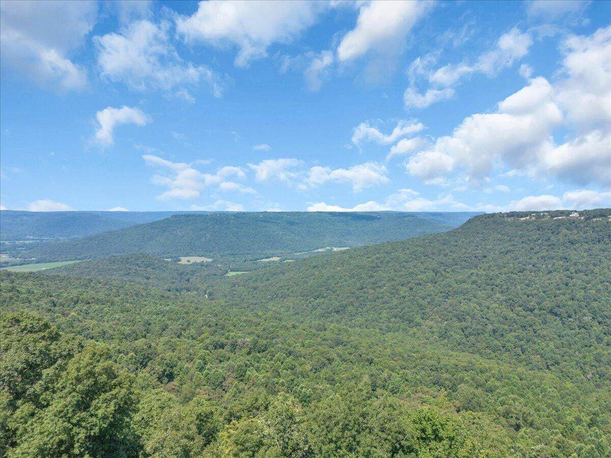 https://bt-photos.global.ssl.fastly.net/chattanooga/orig_boomver_1_1540416-2.jpg