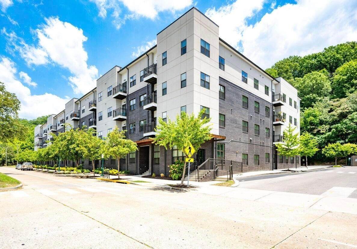 782-309 Riverfront Parkway - Photo 1