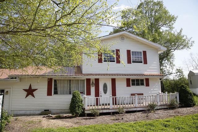 204 Wheelertown Ave - Photo 1