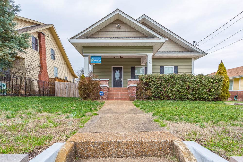 703 Greenwood Ave - Photo 1