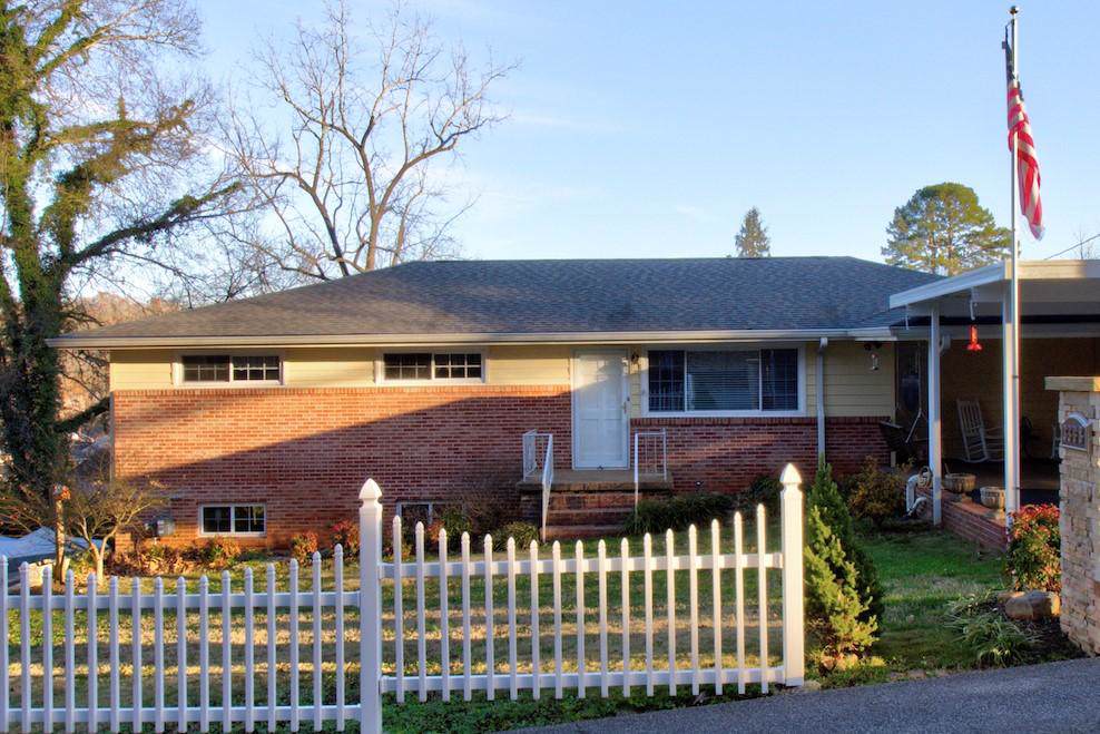 3308 Berkley Dr - Photo 1