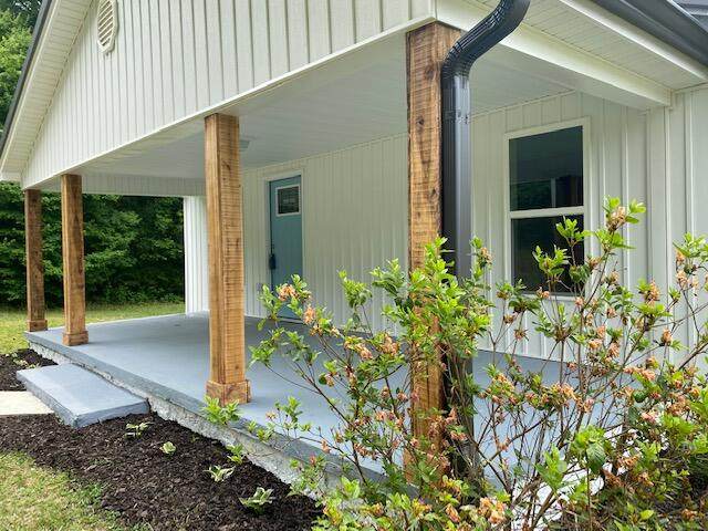 568 Highway 151 - Photo 1