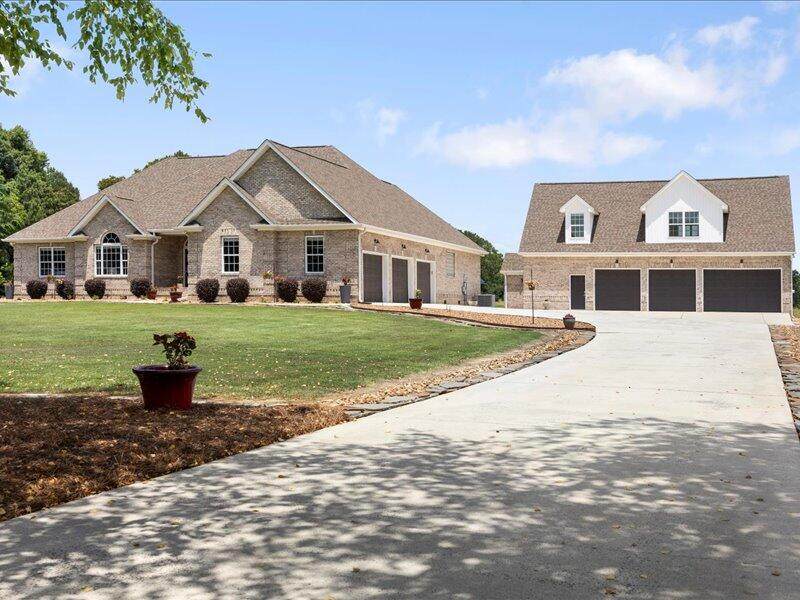 163 Mythical Lane - Photo 1