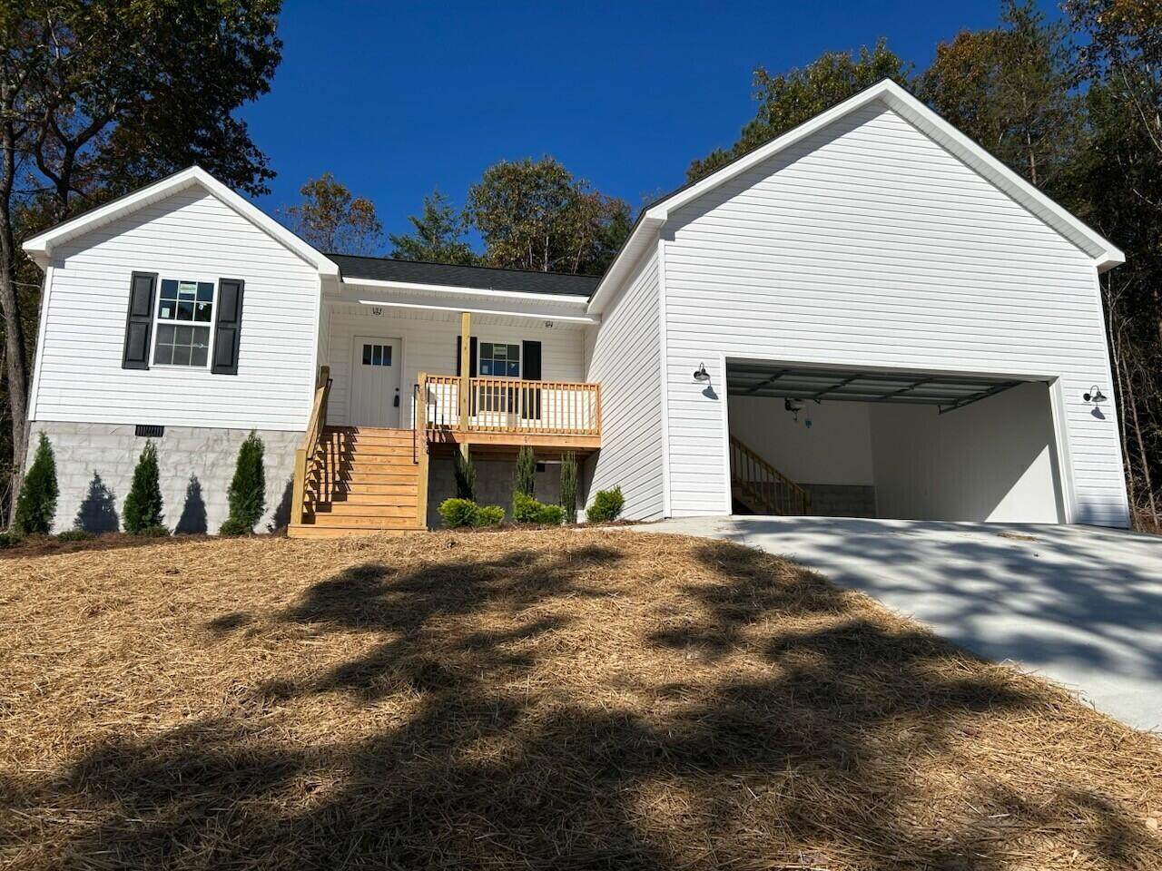 827 Bridges Road - Photo 1