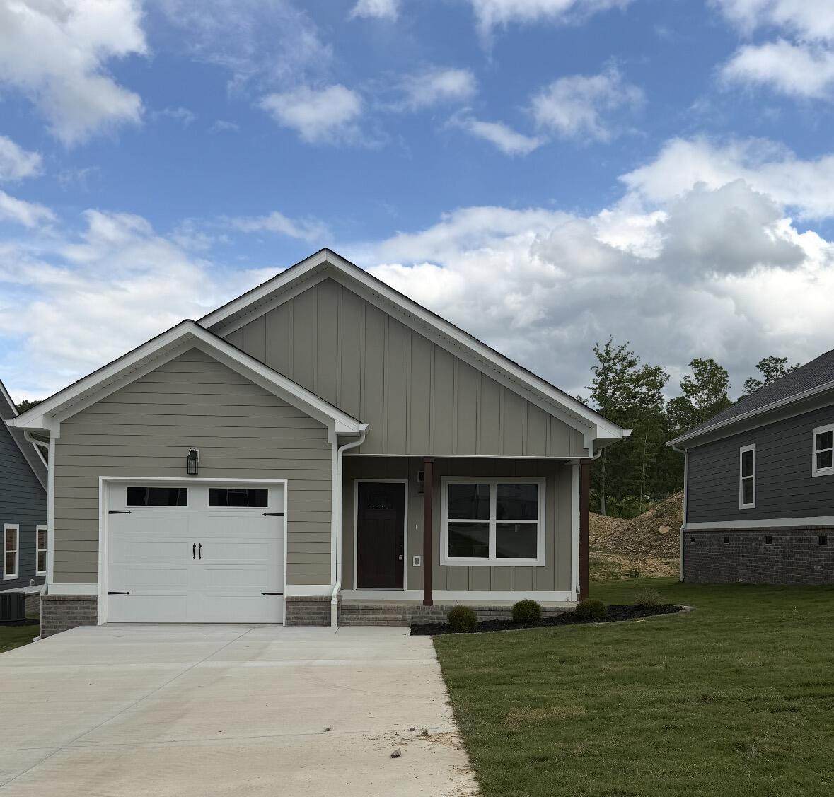 1015 Mccann Drive - Photo 1