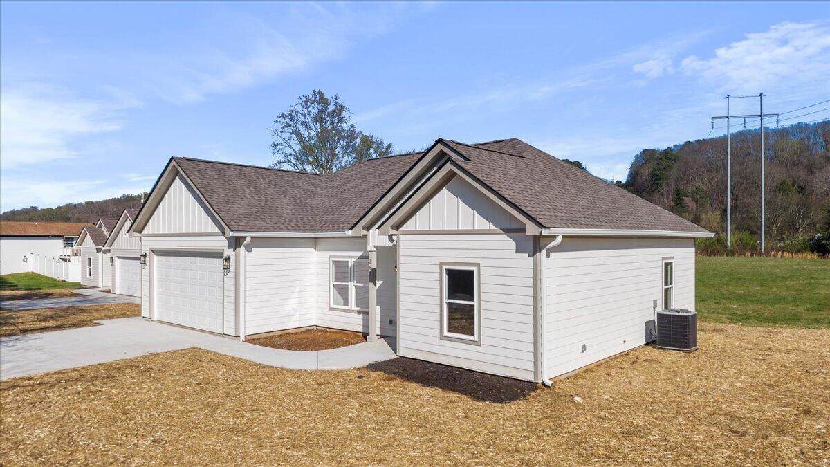 https://bt-photos.global.ssl.fastly.net/chattanooga/orig_boomver_2_1525759-2.jpg