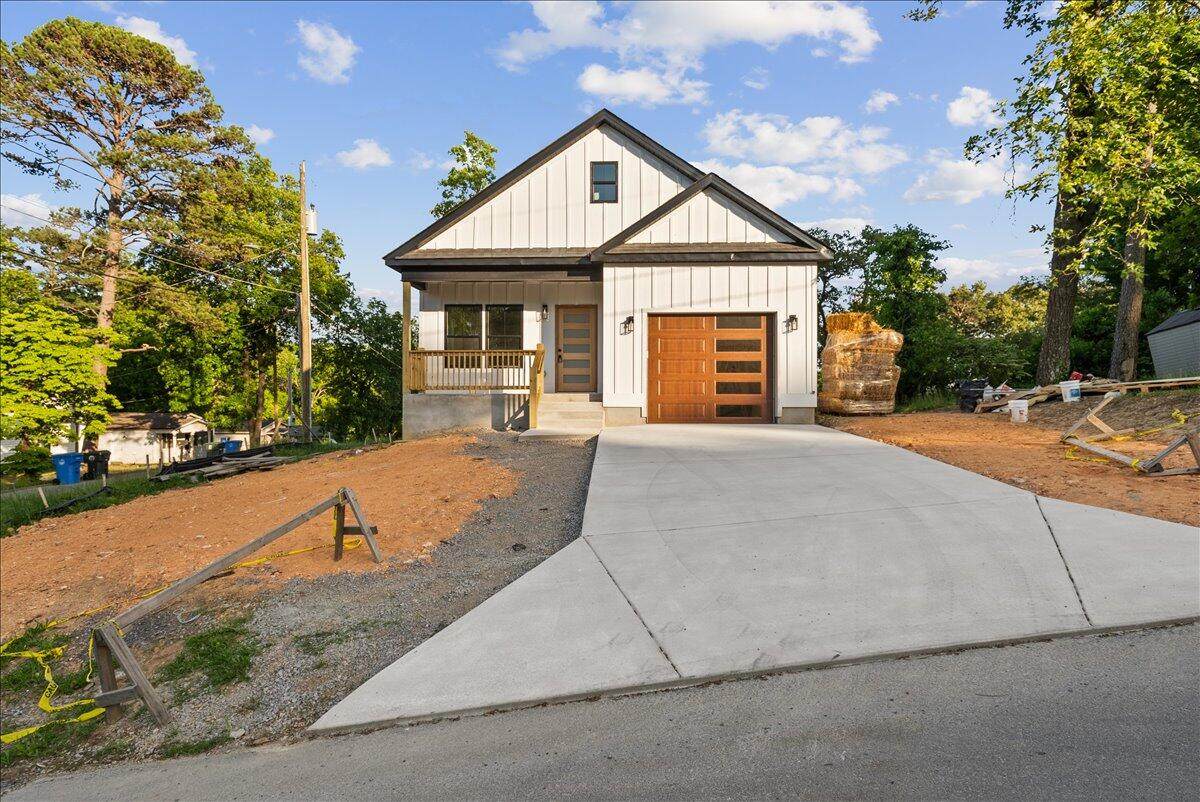 742 Sylvan Drive - Photo 1