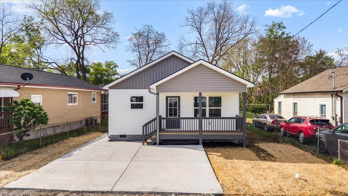 1604 46th St Place - Photo 1