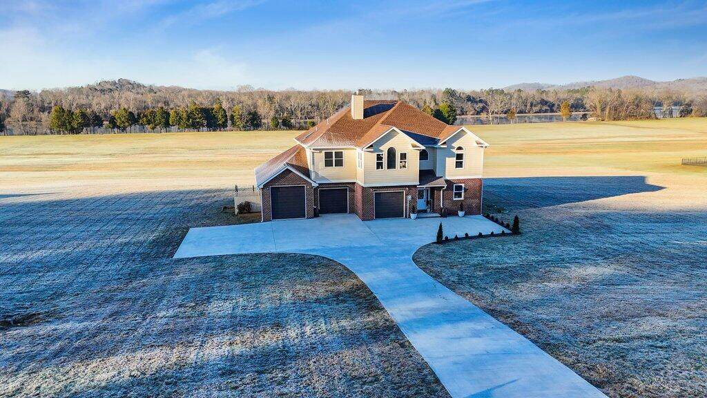 1118 Espalier Drive - Photo 1