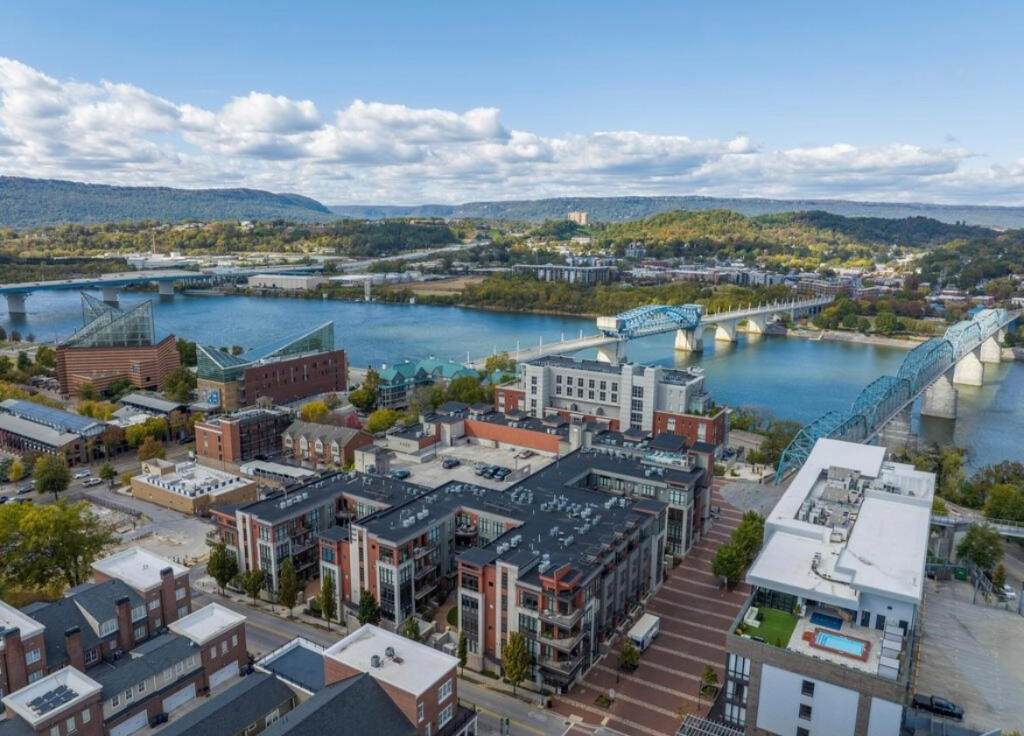 https://bt-photos.global.ssl.fastly.net/chattanooga/orig_boomver_5_1511037-2.jpg