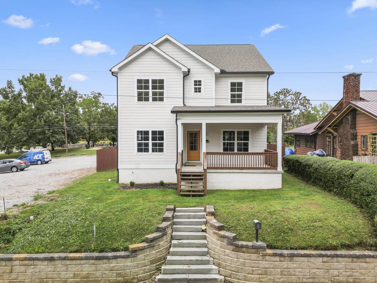 1608 Bailey Avenue - Photo 1