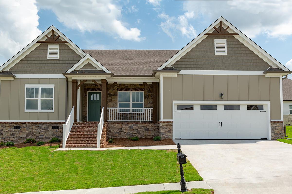 565 Lakeshore Cove Dr - Photo 1