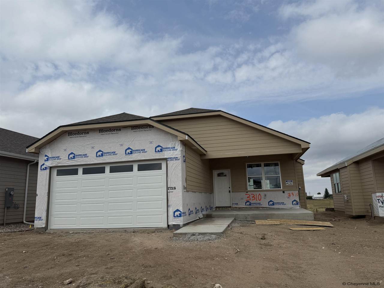3322 Thomas Rd - Photo 1