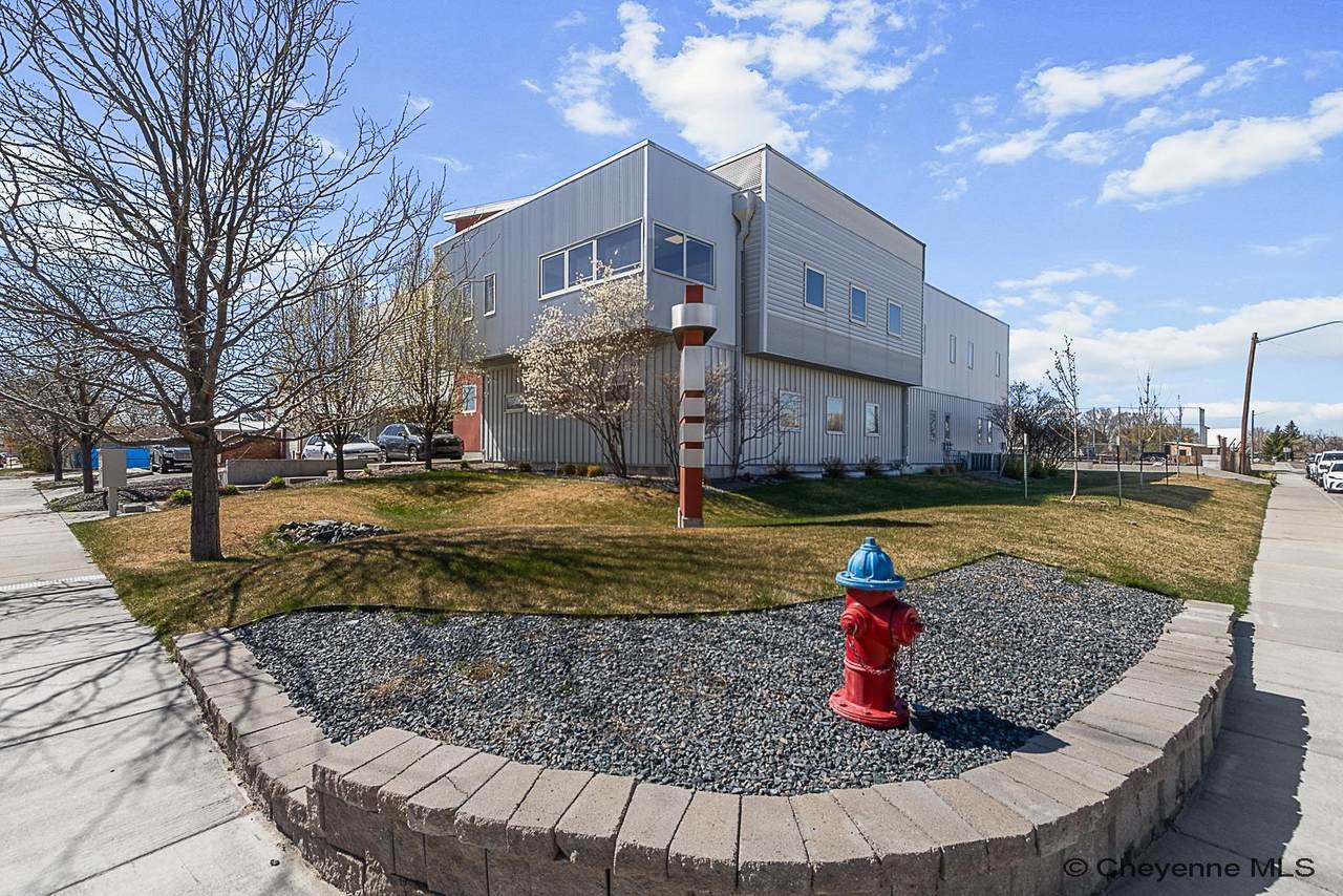 1820 Dillon Ave - Photo 1