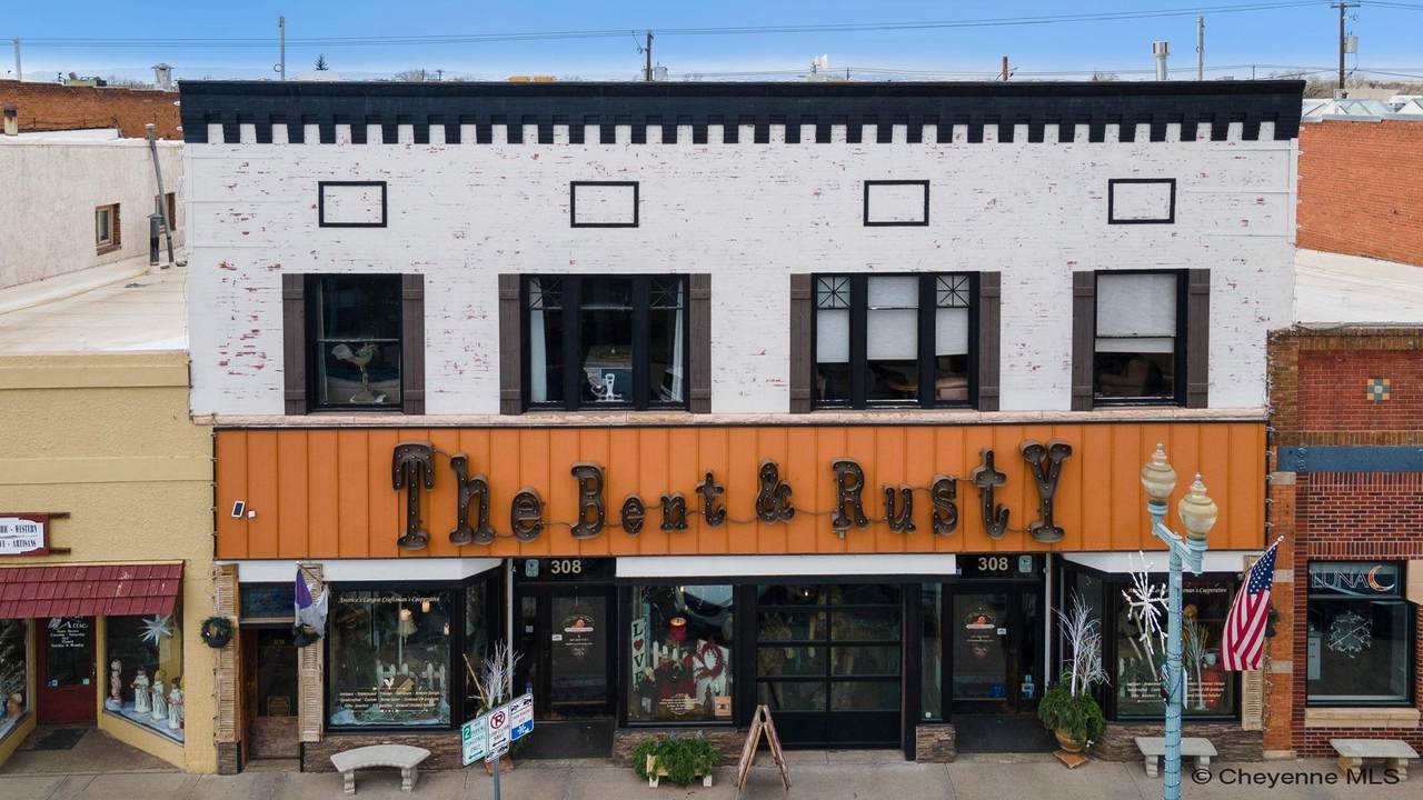 308 2ND ST - Photo 1