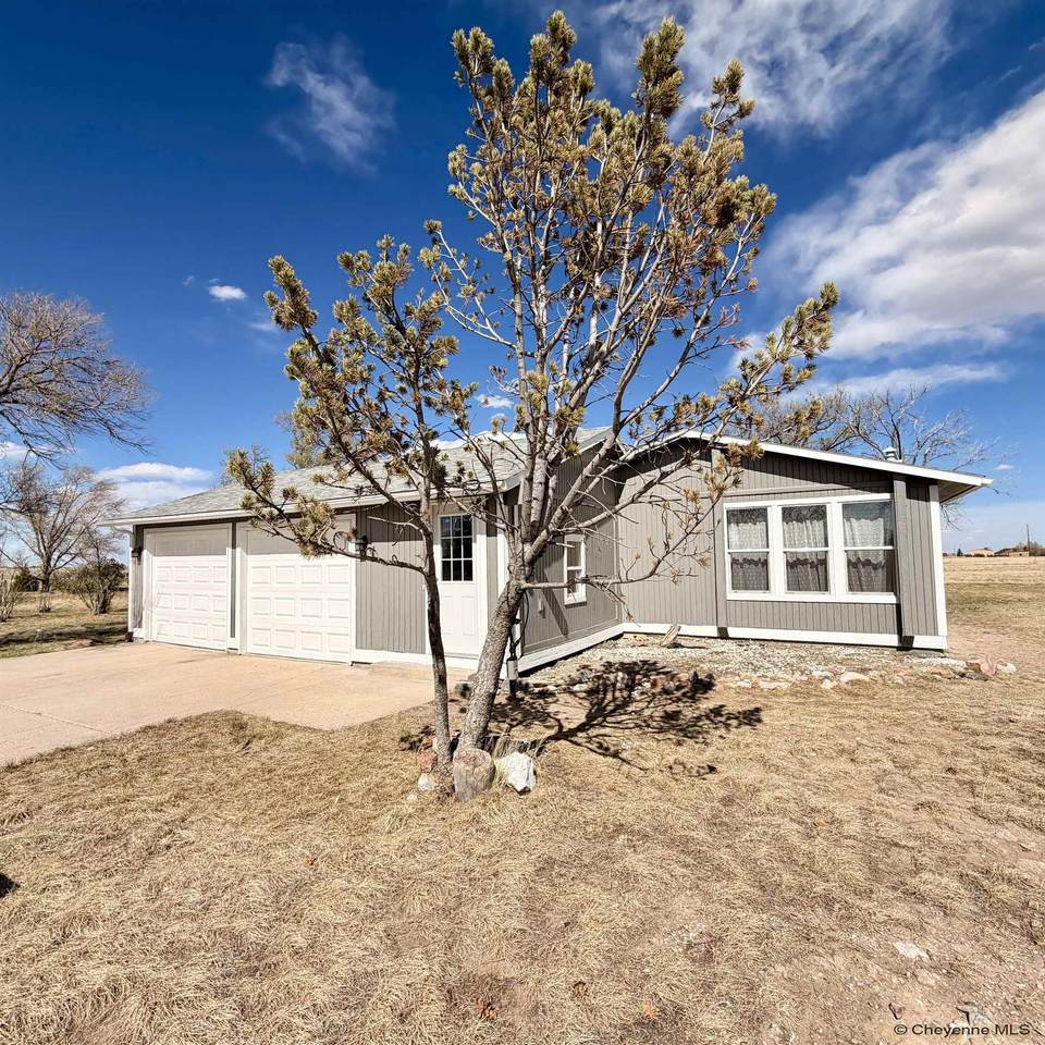 8405 Buckboard Rd - Photo 1
