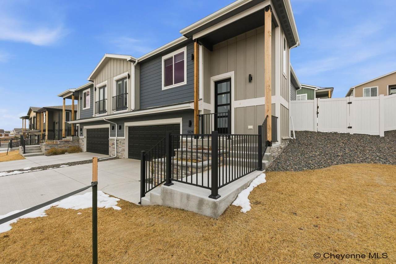 5124 Sullivan St - Photo 1