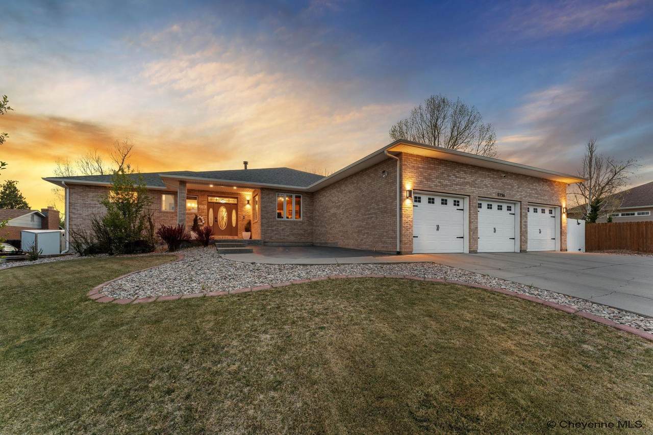 5736 Blue Bluff - Photo 1