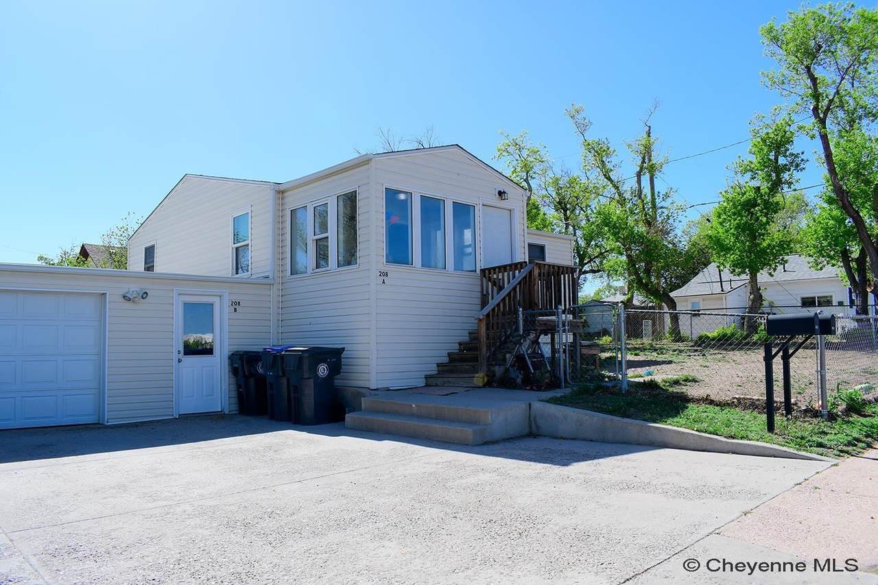 208 Russell Ave - Photo 1
