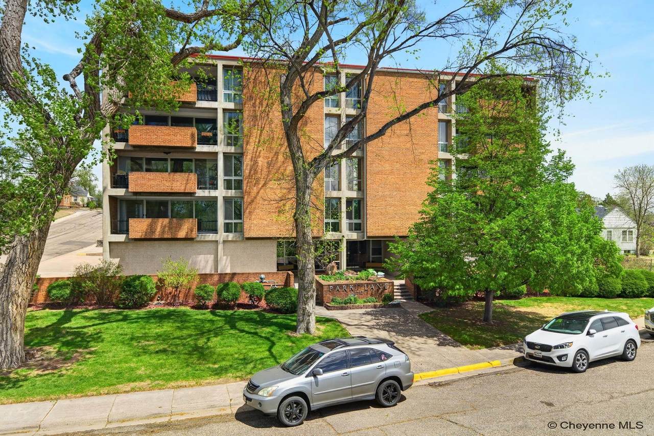 1717 Alexander Ave - Photo 1