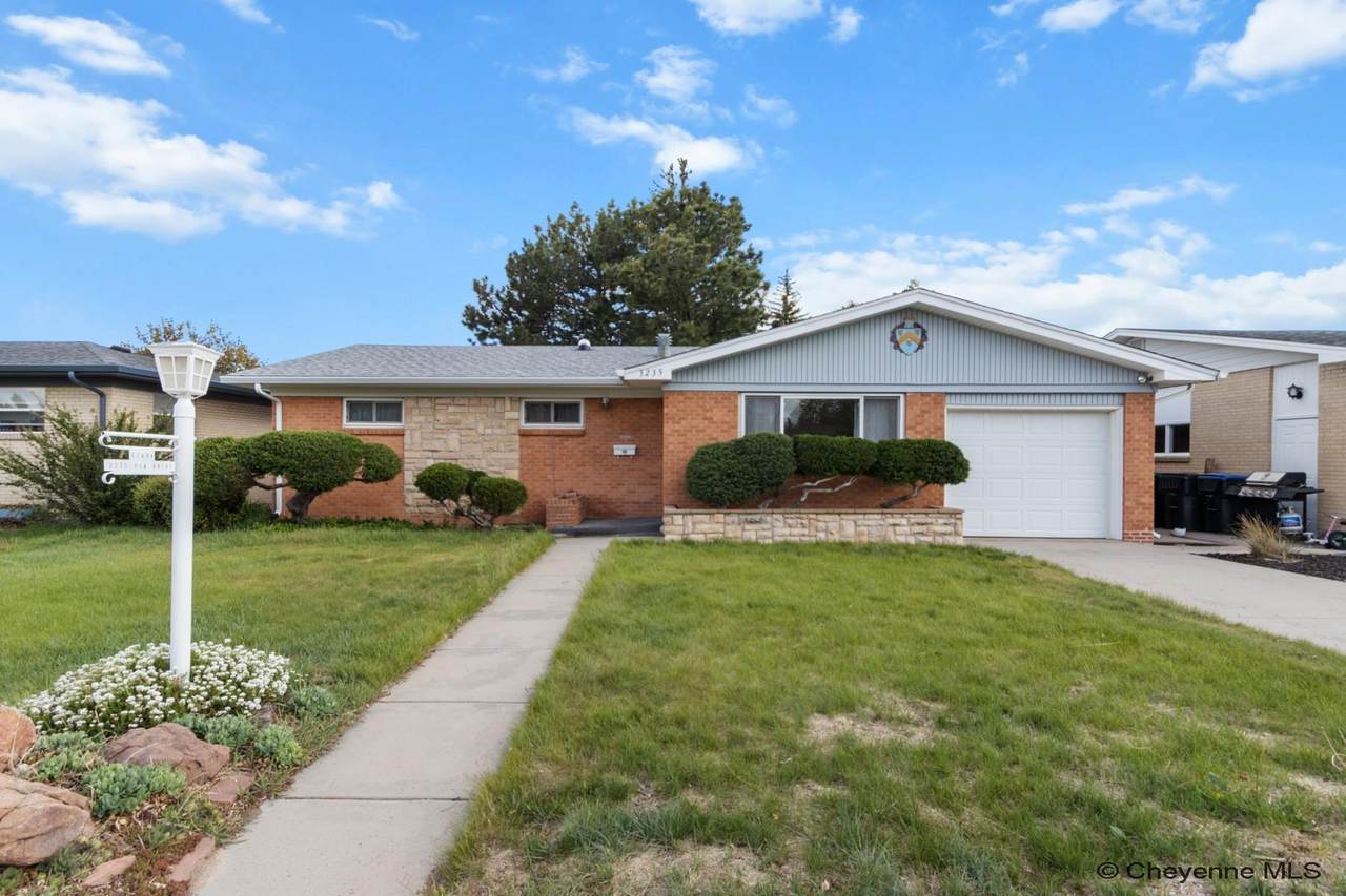 3235 Fir Dr - Photo 1